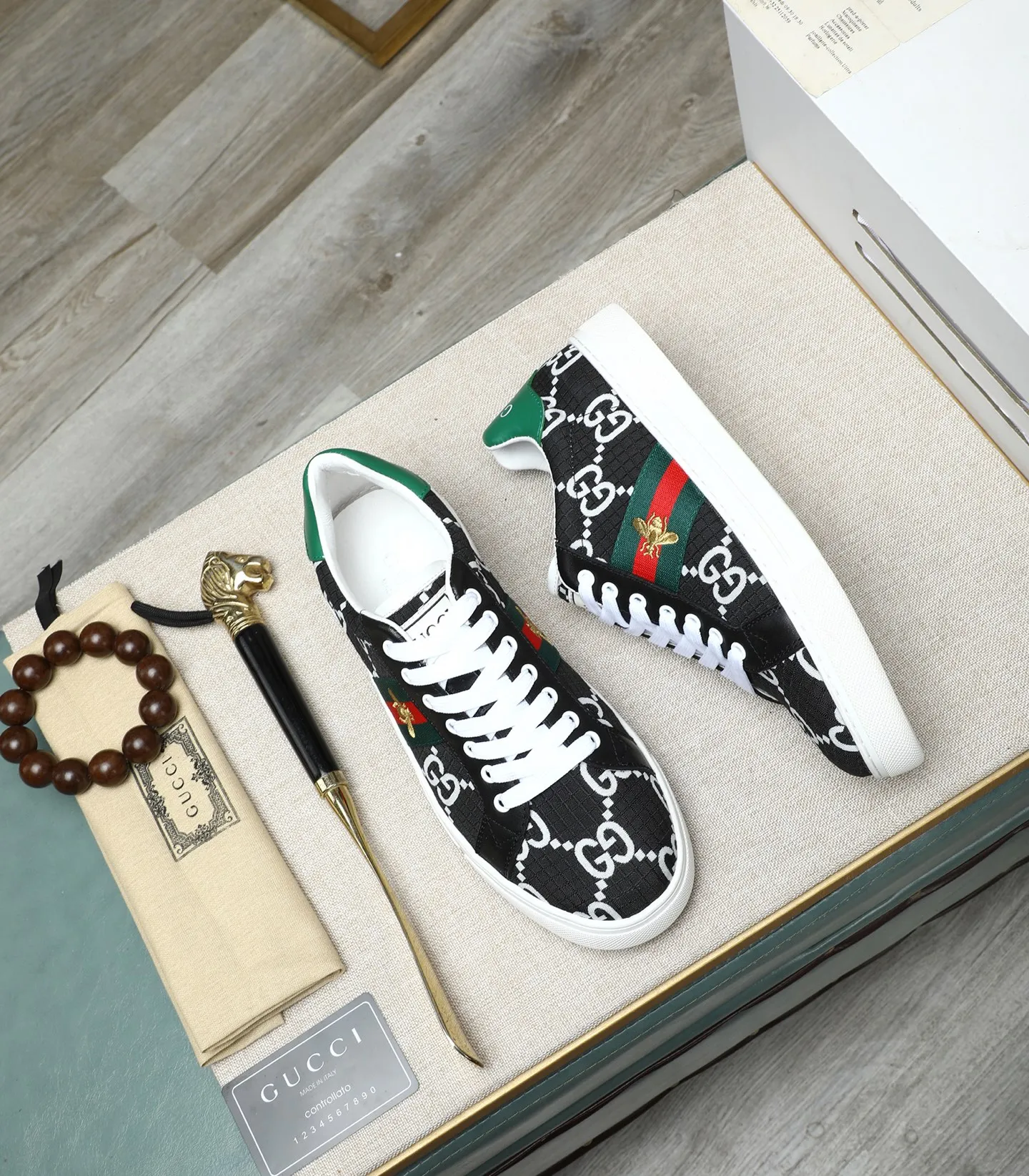 Men's shoes💰420 GUCCI🔍🔍latest spring style On sale at the same time at the counter, original calfskin imported from Italy, genuine leather lining, (high-end, luxury, and class) exquisite workmanship, soles: original soles specially provided by the original factory, ⚠Exclusive double-layer movable molded soles are super comfortable⚠, real photos🎬The real ones are better🔍🔍"High quality·Follow the order" code number 38-44